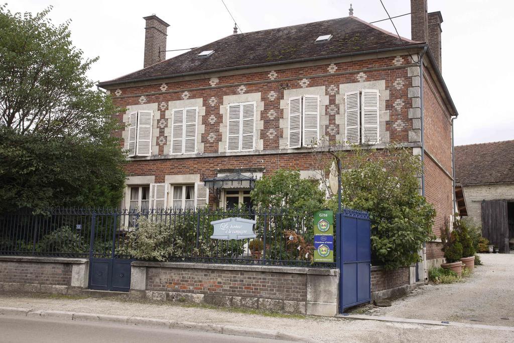 Bed and Breakfast Le Bonheur à la Campagne Lesmont Esterno foto